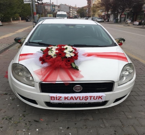 Gelin Arabası Çiçekli