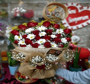 21 Kırmızı Gül Buketi